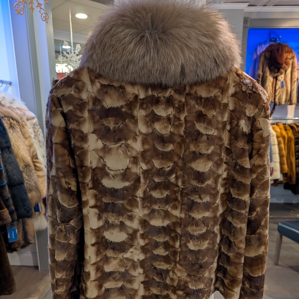 Brown Women's Mink Jacket with Fur Collar - Picture 2 of 3